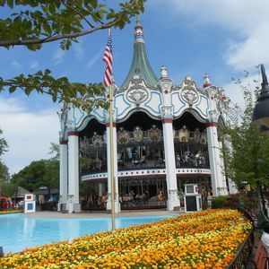 Meet your Posher, Bright